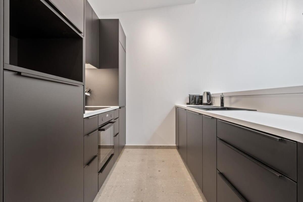 Luxurious 2Br Apt With Balcony In Luxembourg Daire Dış mekan fotoğraf